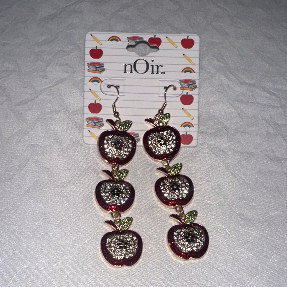 Noir Brand Back to School Fall Season Apple Dangle Drop Earrings NWT